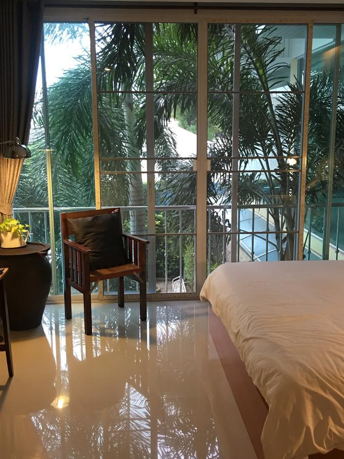 The O2 Aparthotel Udon Thani Exterior photo