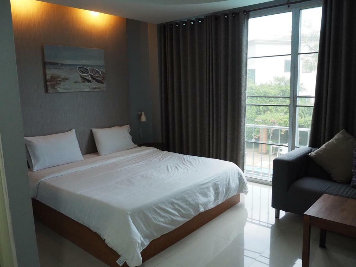 The O2 Aparthotel Udon Thani Exterior photo