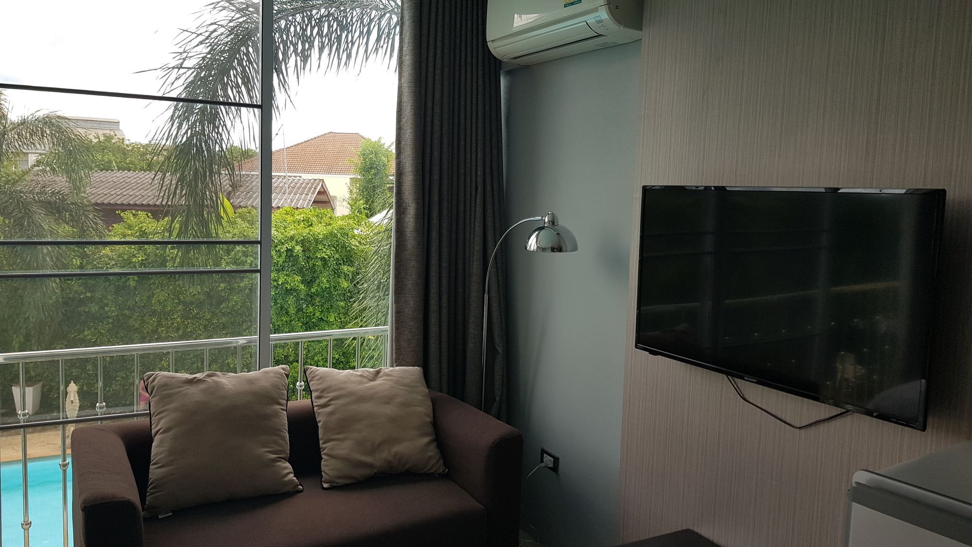 The O2 Aparthotel Udon Thani Exterior photo